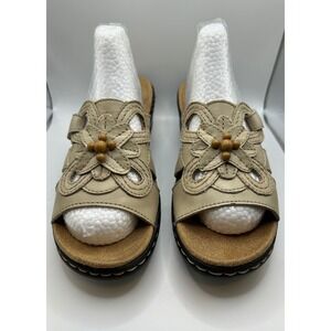 Clarks Women's Beige Leather Flower Wedge Slides Sandals Size 7.5